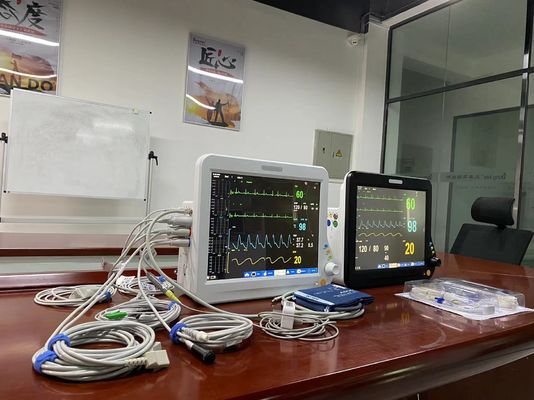 جهاز مراقبة الأعضاء الحيوية 15 بوصة مراقبة القلب عند السرير للمستشفيات