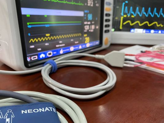 المستشفى الطبي مراقبة المرضى حديثي الولادة متعددة الأجزاء لجهاز العناية المركزة سيارة الإسعاف OEM ODM