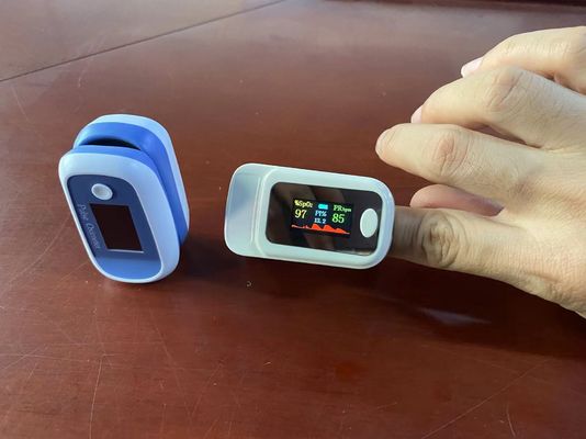 أوكسيمتر النبض بالأصابع OLED مراقب تشبع الأكسجين في الدم Spo2 للمستشفى المنزل، مراقب الأكسجين في الدم