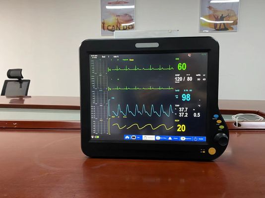 آلة إلكترونية متعددة المعايير للحياة الحيوية المحمولة لICU أو CCU