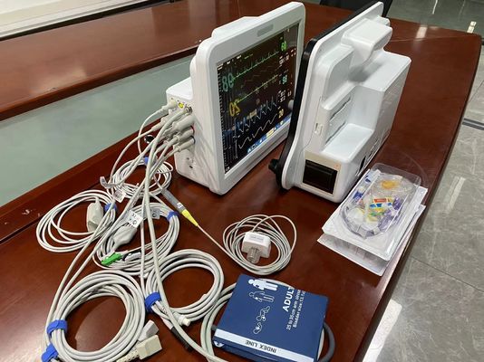 جهاز مراقبة الحيوية المحمول على جانب السرير 15 بوصة للمستشفيات