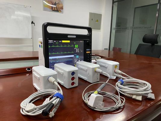 8 لغات مراقبة المريض المحمولة 15 بوصة شاشة TFT LCD ICU مراقبة القلب