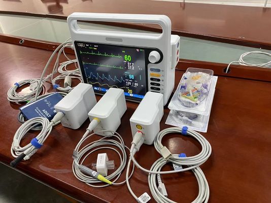 معدات مراقبة المرضى في المستشفى متعددة اللغات مع ECG NIBP SPO2