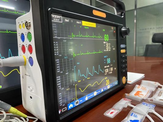ECG NIBP SPO2 جهاز مراقبة متعدد المعايير البيطرية المحمول للمريض الحيواني