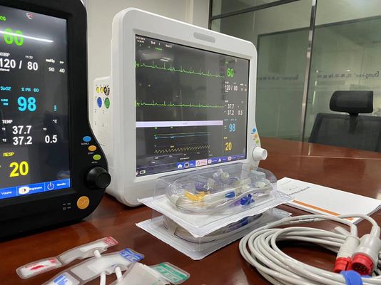 آلة العلامات الحيوية الرقمية البيطرية مع ECG NIBP SPO2 2 Temp Standard