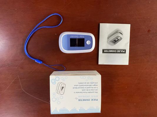 مقياس النبضات الطبية من طراز OLED للصبع المحمول لمراقبة PR SPOR ، مراقبة الأكسجين في الدم