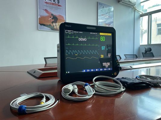 أجهزة مراقبة المرضى متعددة المعلمات المحمولة 15 بوصة مع HL7 متوافقة، مخرج بيانات USB، VGA، دعوة الممرضة والأغاني الحيوية